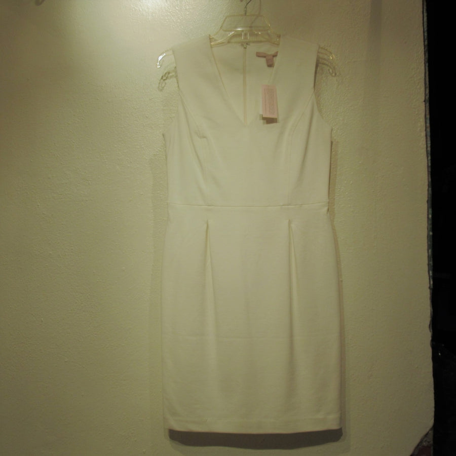 Banana Republic Ivory Rayon blend Knit S L Dress Banana Republic Ivory Rayon blend Knit S L Dress