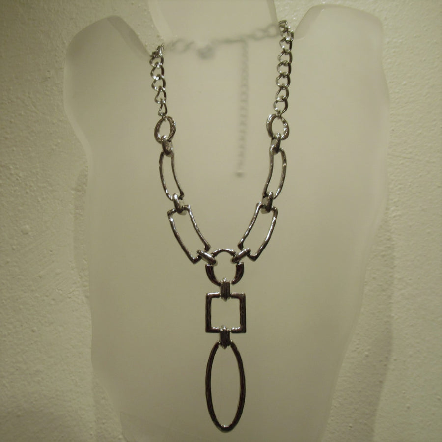 Silver toned Oval Hammered Chico's Link necklace