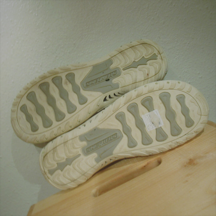 Skechers White Leather/man-made Thong Sandals