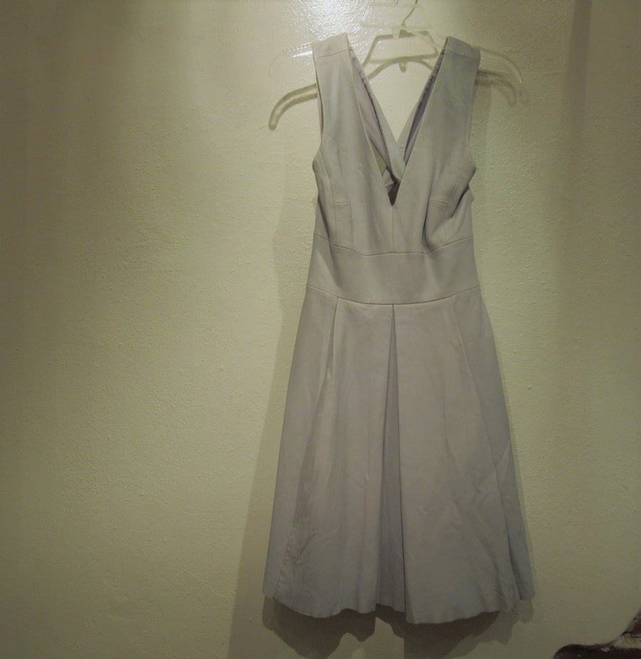 Banana Republic Lt gray Leather S L V neck Dress Clotheshorse Consignment Boutique Banana Republic Lt gray Leather S L V neck Dress Clotheshorse Consignment Boutique