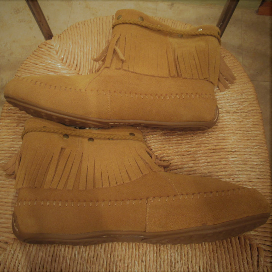 Lucky Tan Suede Fringed Ankle boots