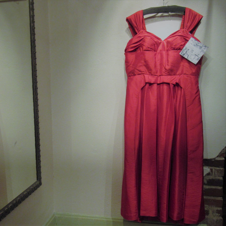 J Peterman Red Nylon blend Long S L Dress