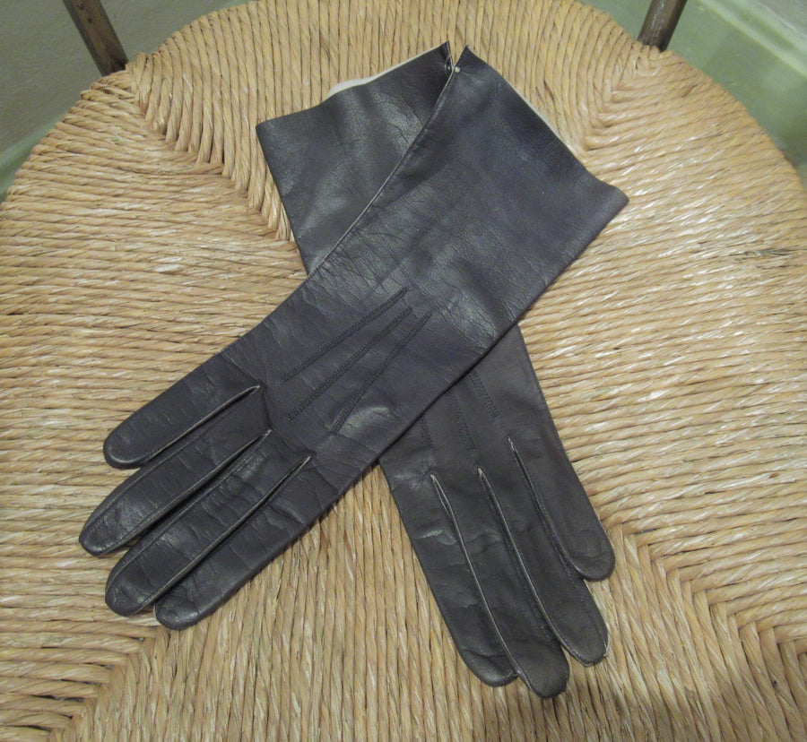 ? Gray Leather Size 7.5 Gloves