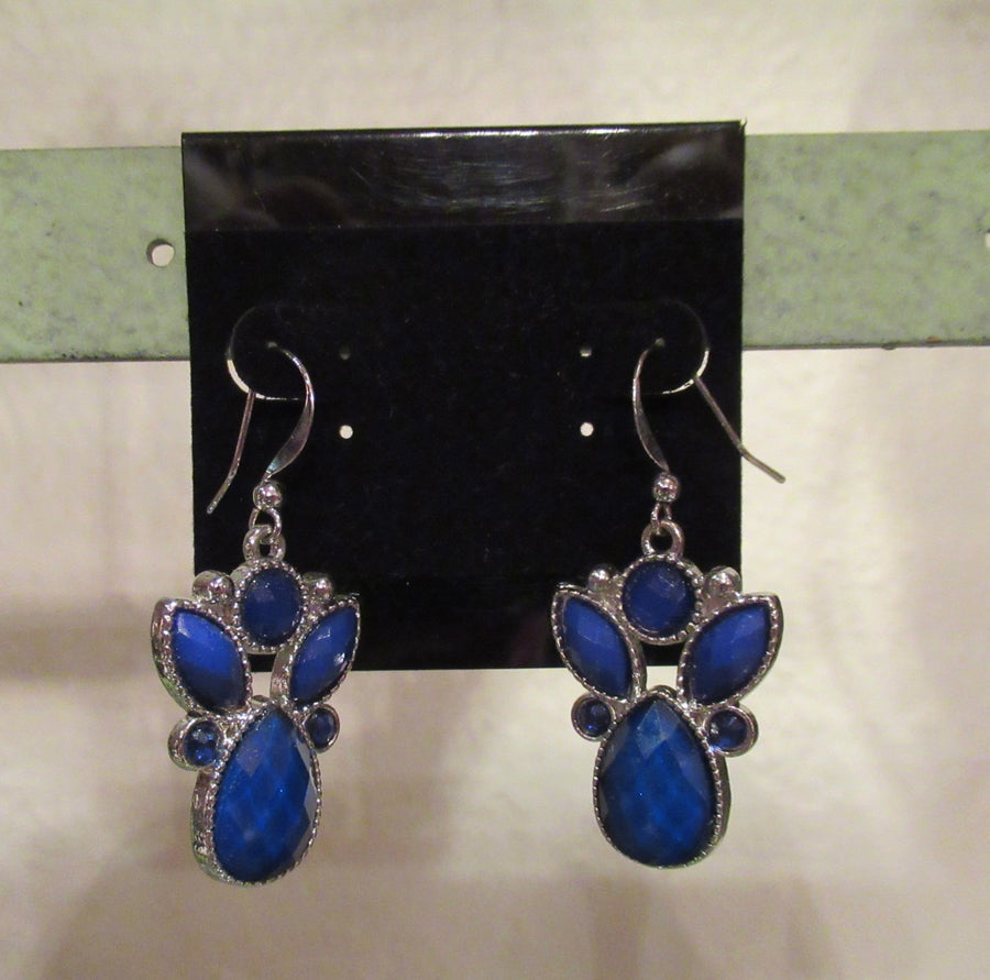 Silver toned Teardrop Plastic Faceted Blue Wire dangle earrings