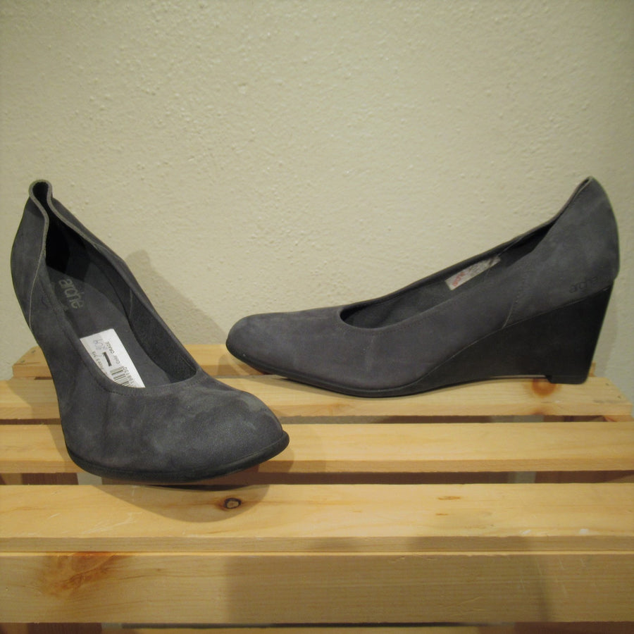 Arche Gray Nubuck leather Wedges