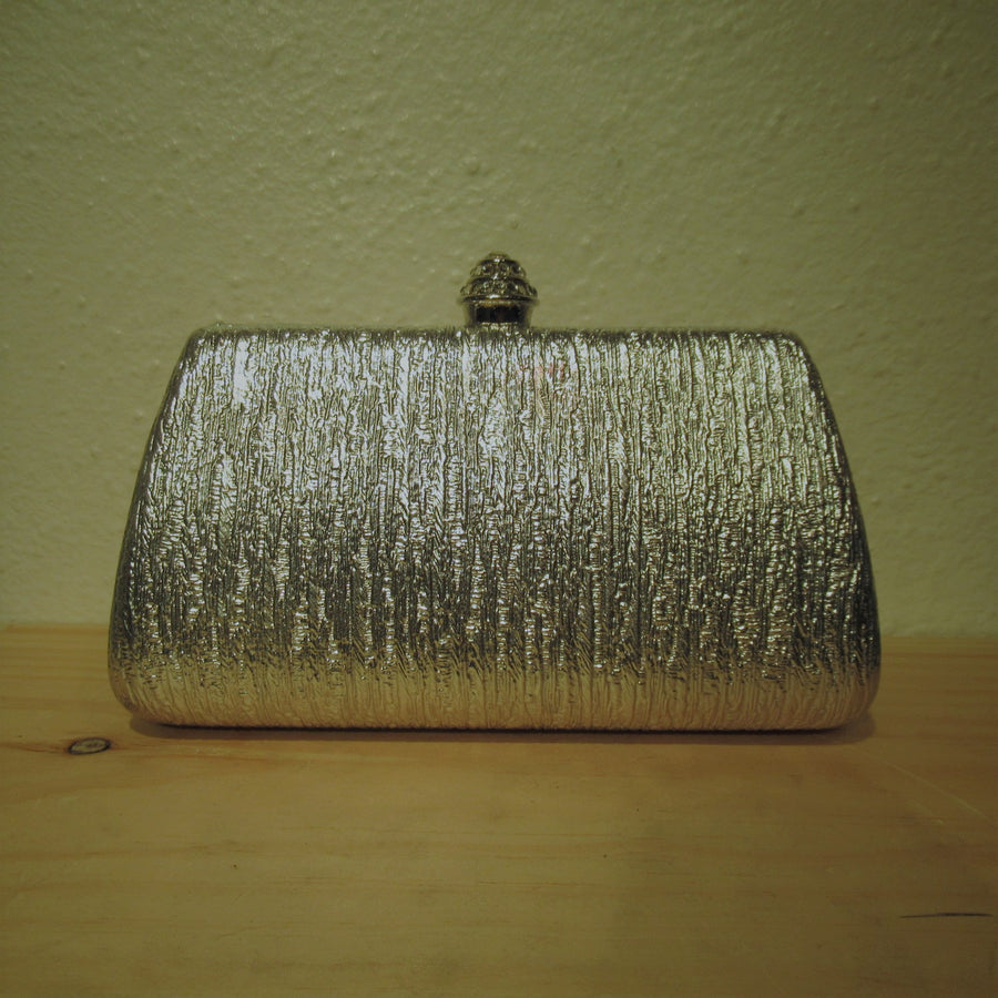 ? Silver Man-made Textured Clutch purse